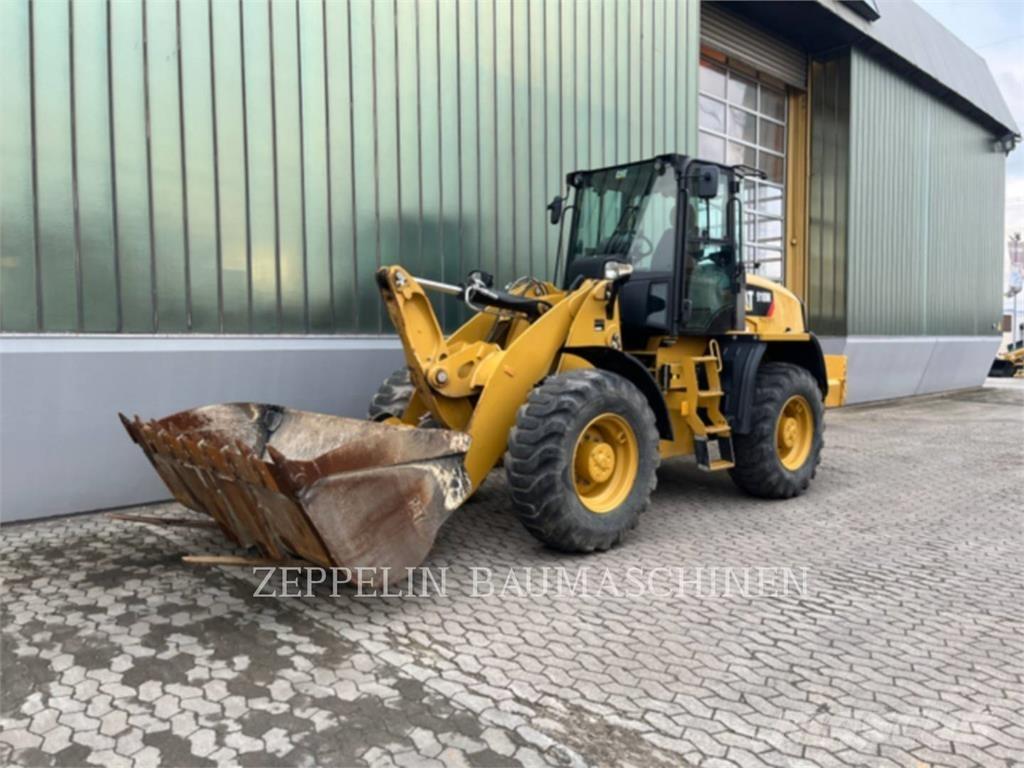 CAT 918M Kolesni nakladalci
