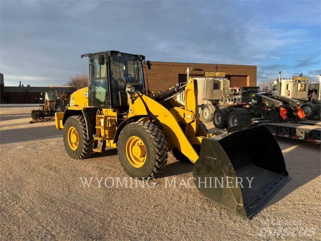 CAT 920 Kolesni nakladalci