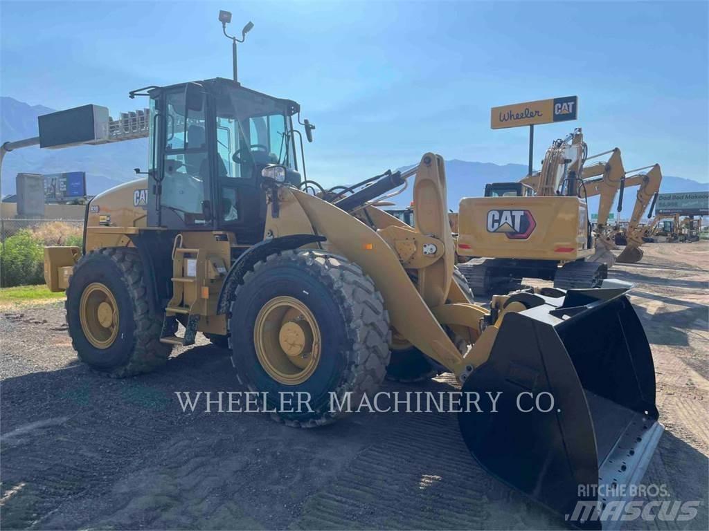 CAT 920 Kolesni nakladalci