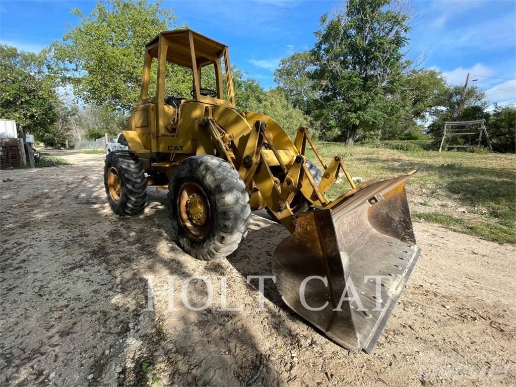 CAT 920 Kolesni nakladalci