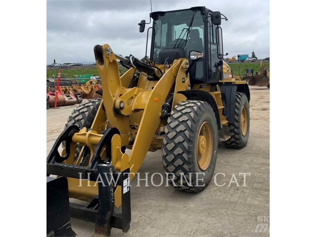 CAT 920 Kolesni nakladalci