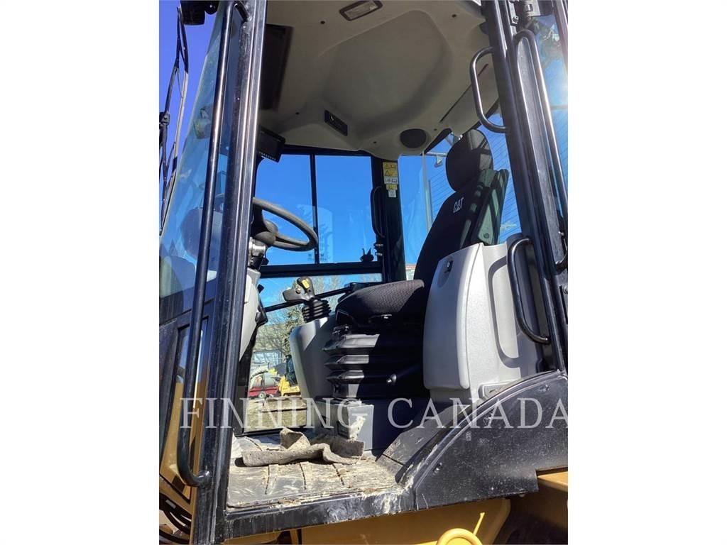 CAT 920-14 Kolesni nakladalci