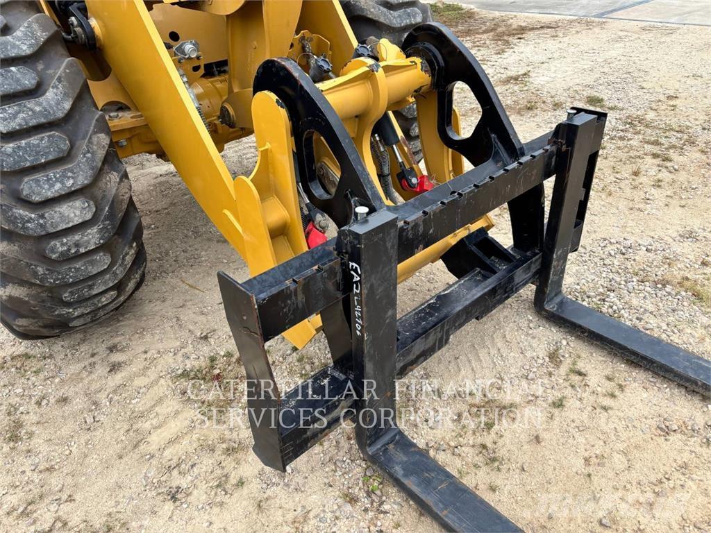 CAT 920-14 Kolesni nakladalci
