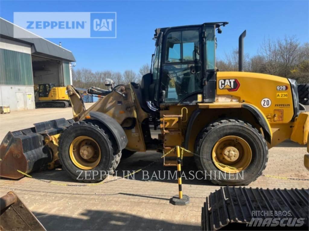 CAT 920-14A Kolesni nakladalci