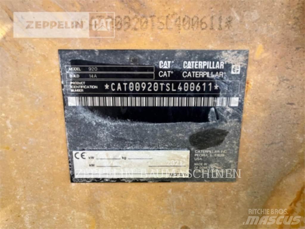 CAT 920-14A Kolesni nakladalci