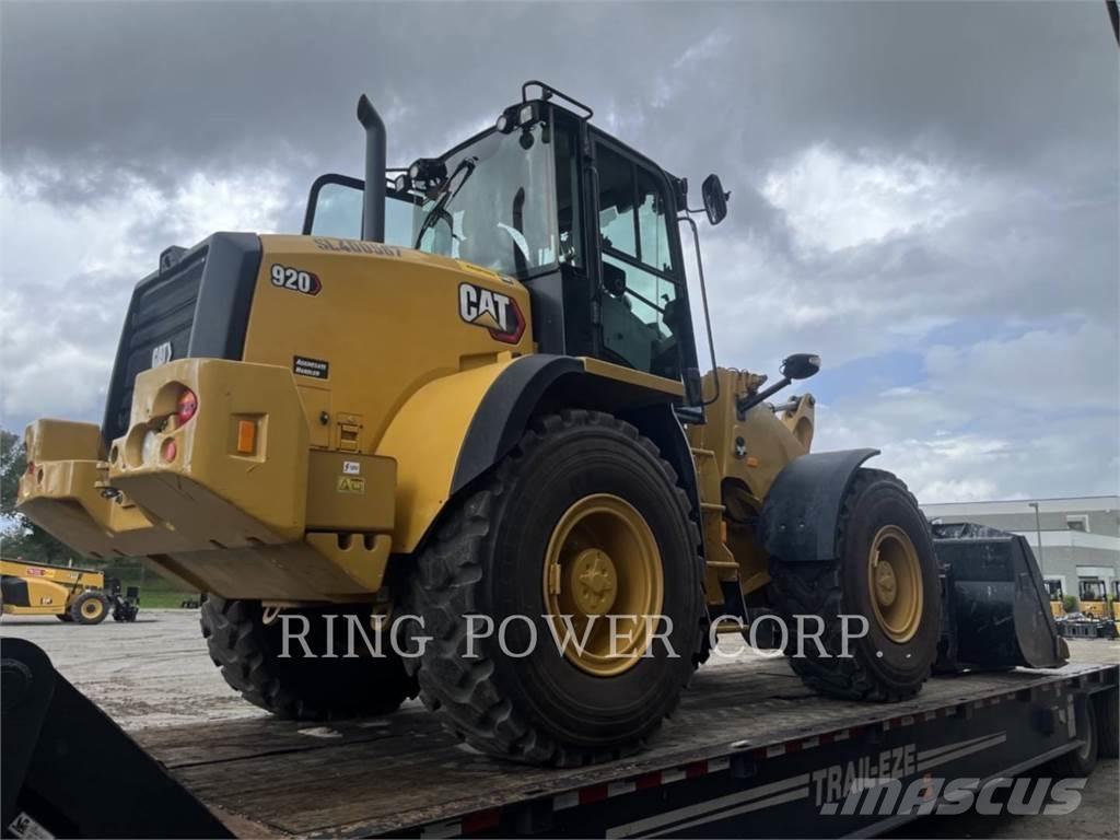 CAT 920 FQC Kolesni nakladalci