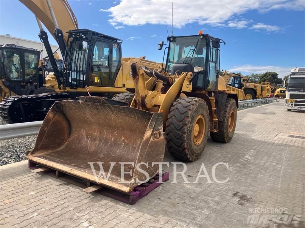 CAT 920K Kolesni nakladalci