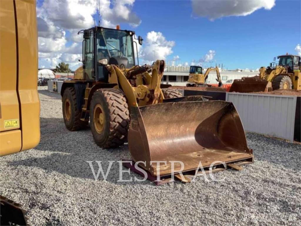 CAT 920K Kolesni nakladalci
