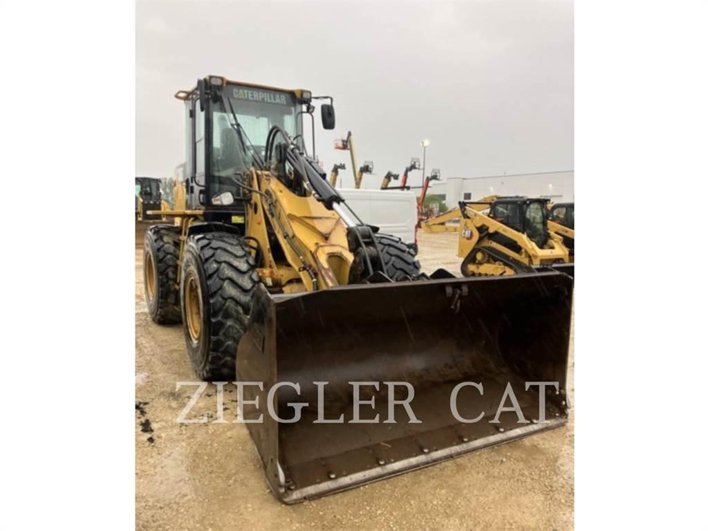 CAT 924H Kolesni nakladalci