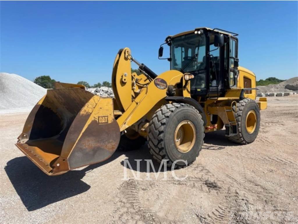 CAT 924K Kolesni nakladalci