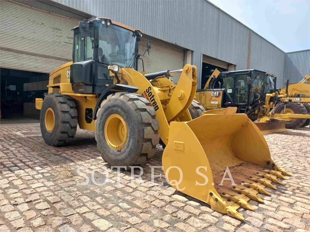 CAT 924K Kolesni nakladalci