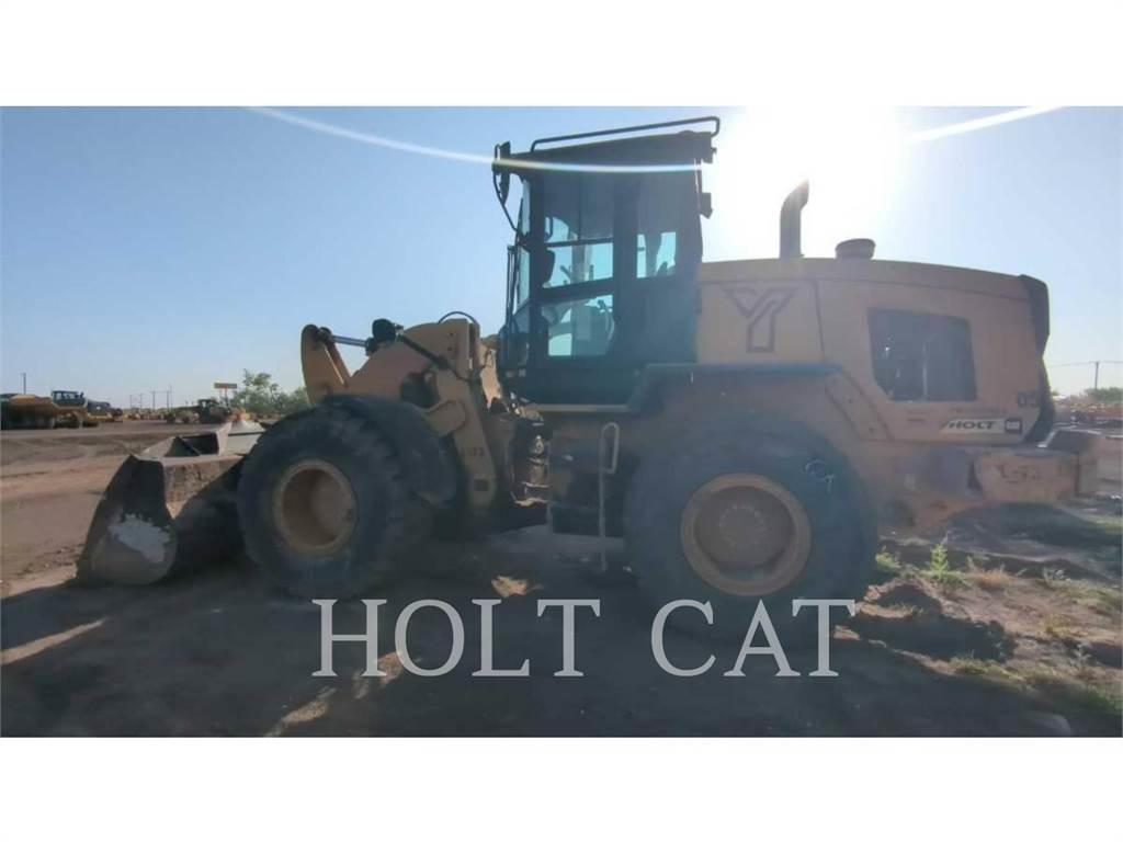 CAT 924K Kolesni nakladalci