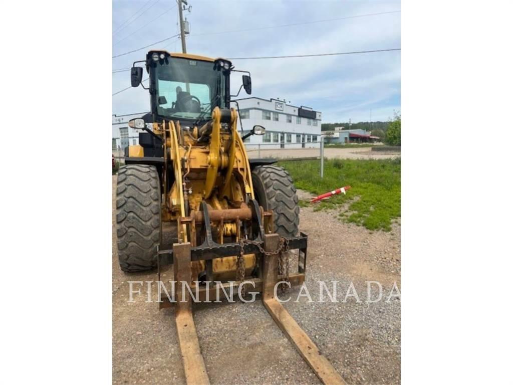 CAT 924K Kolesni nakladalci