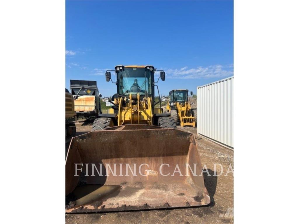 CAT 924K Kolesni nakladalci