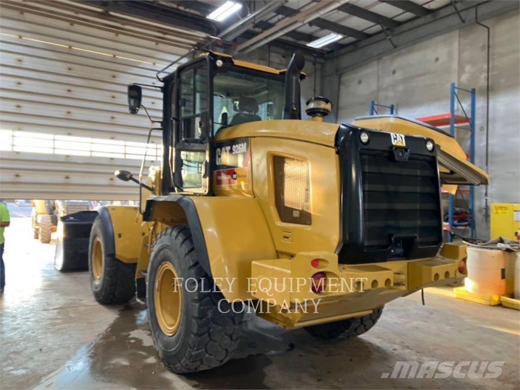 CAT 926M Kolesni nakladalci