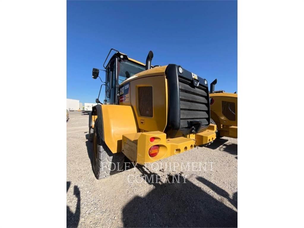 CAT 926M Kolesni nakladalci