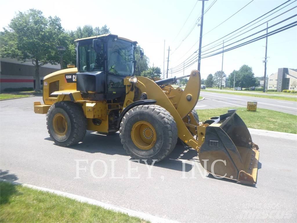 CAT 926M Kolesni nakladalci