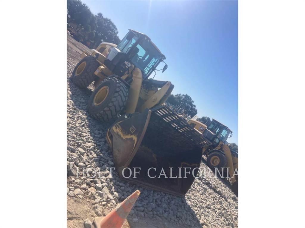 CAT 926M Kolesni nakladalci
