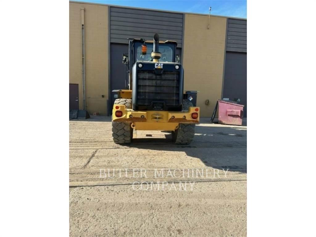 CAT 926M Kolesni nakladalci