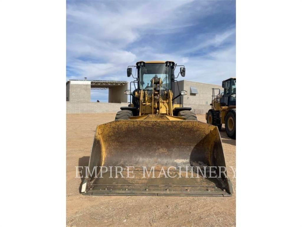 CAT 926M Kolesni nakladalci