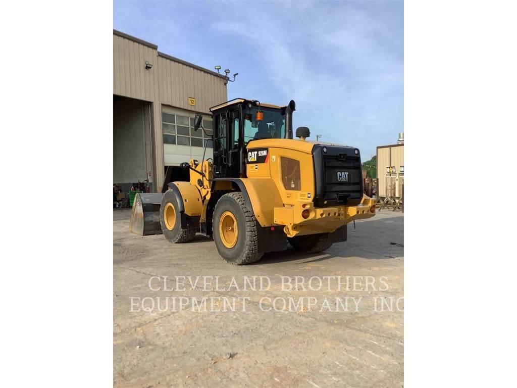CAT 926M Kolesni nakladalci