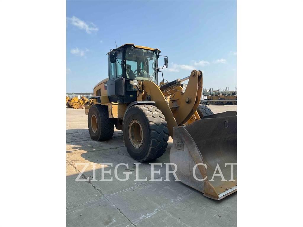 CAT 926M Kolesni nakladalci