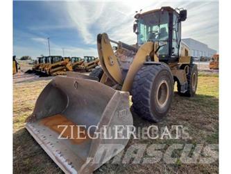 CAT 926M Kolesni nakladalci