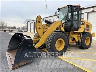 CAT 926M Kolesni nakladalci