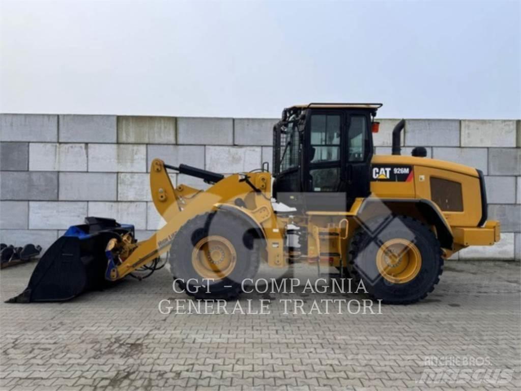 CAT 926M Kolesni nakladalci