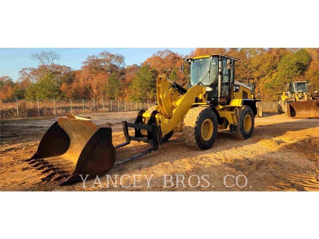 CAT 926M Kolesni nakladalci