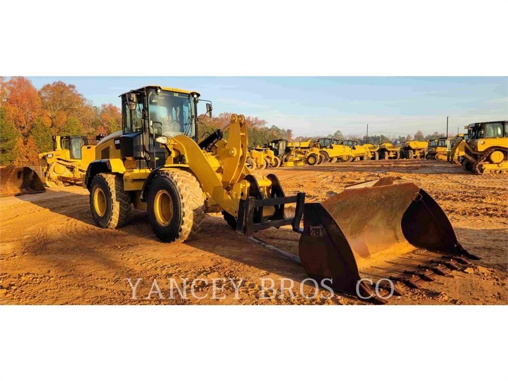 CAT 926M Kolesni nakladalci