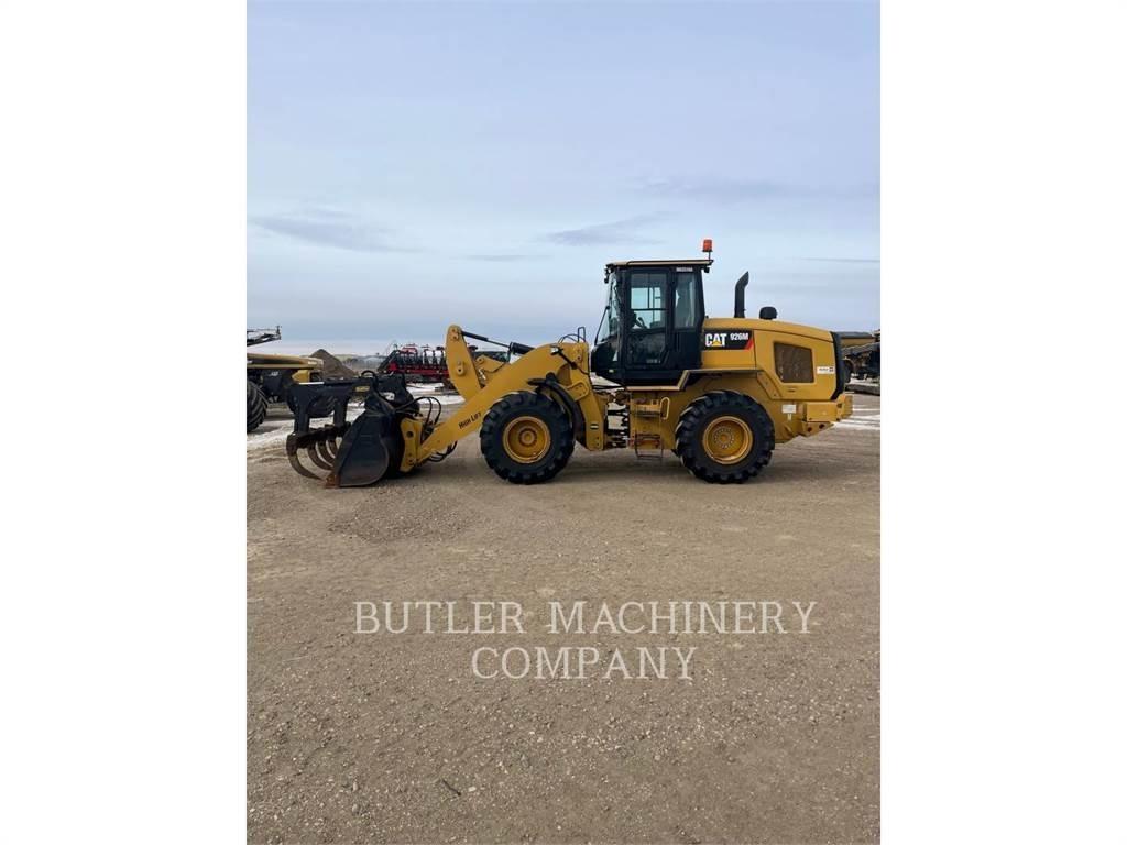 CAT 926M Kolesni nakladalci