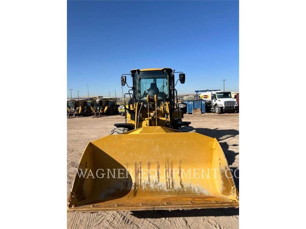 CAT 926M Kolesni nakladalci