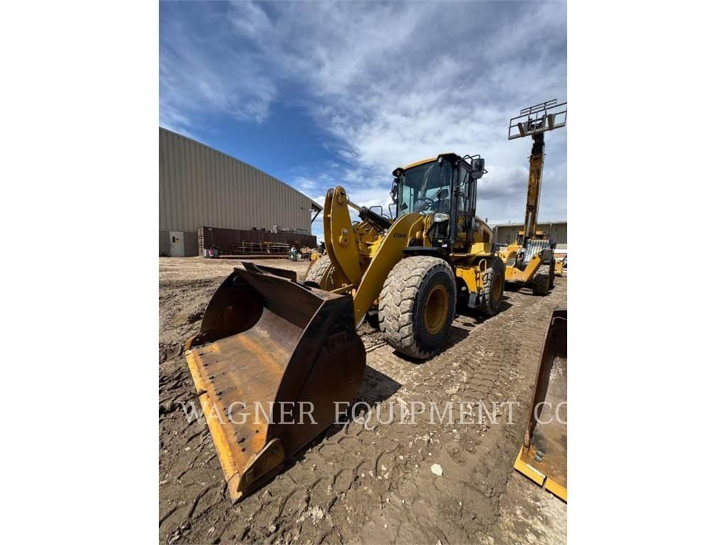 CAT 926M Kolesni nakladalci