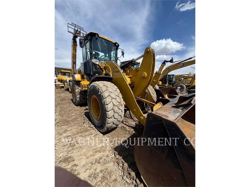 CAT 926M Kolesni nakladalci