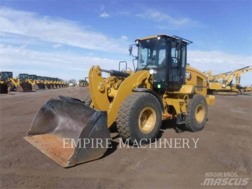 CAT 926M Kolesni nakladalci