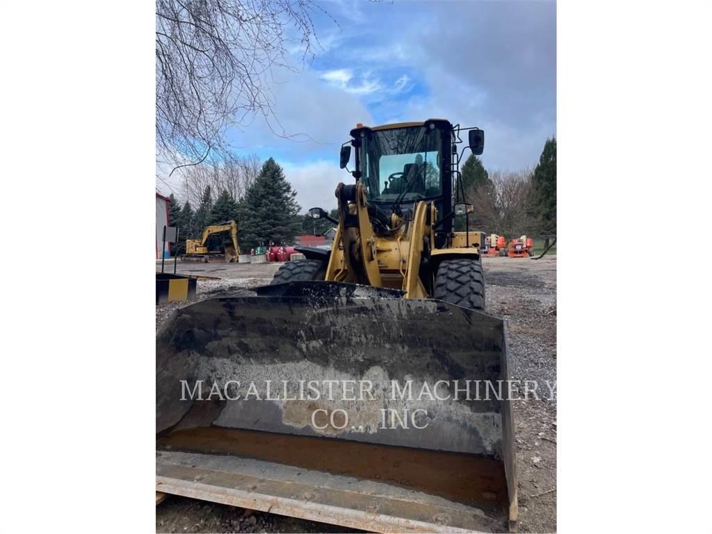 CAT 926M Kolesni nakladalci