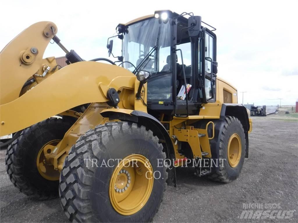 CAT 926M Kolesni nakladalci
