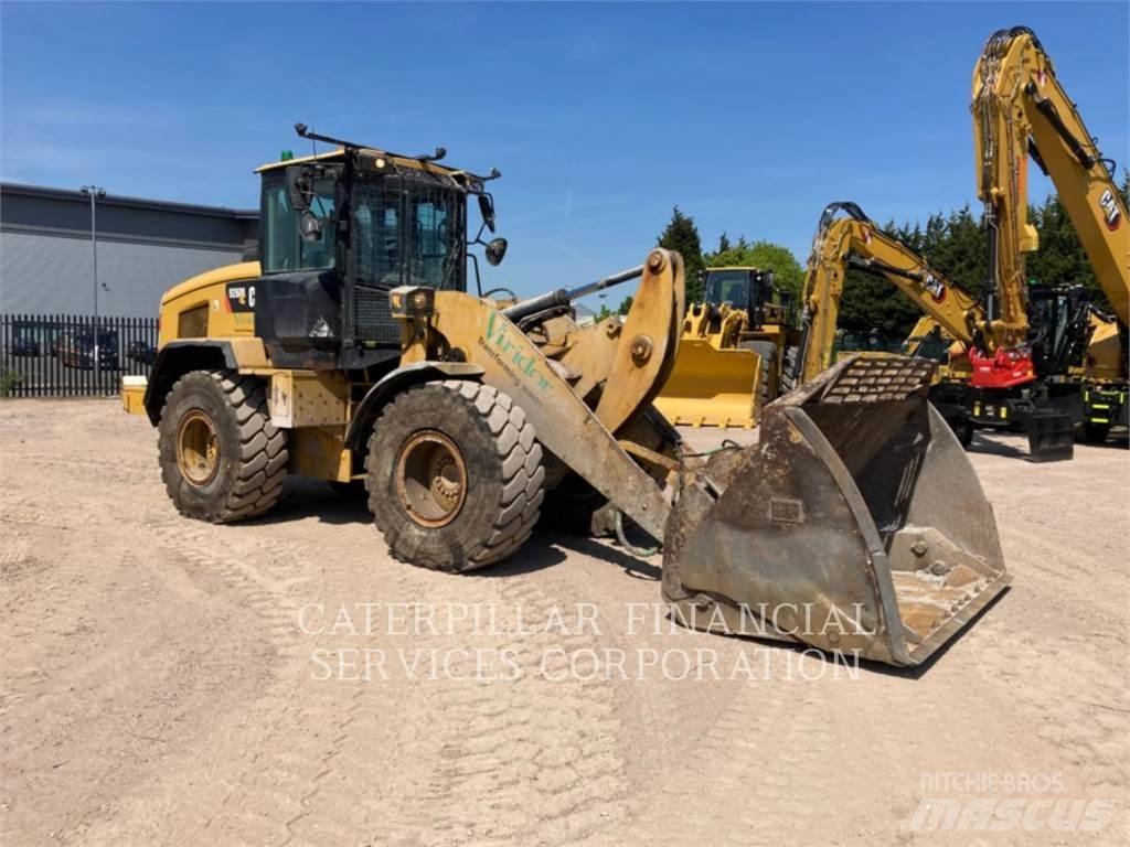 CAT 926M Kolesni nakladalci