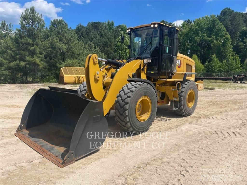 CAT 926M Kolesni nakladalci