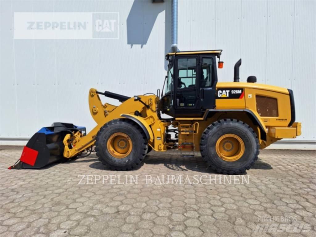 CAT 926M Kolesni nakladalci