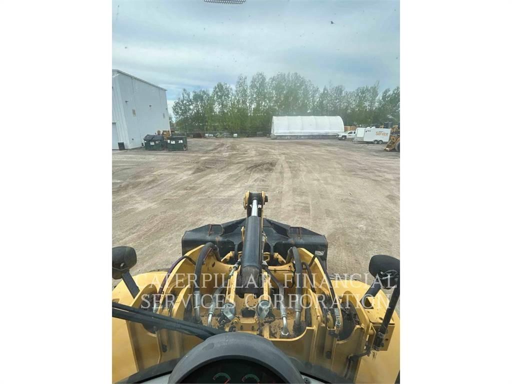 CAT 926M Kolesni nakladalci