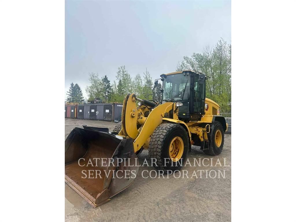 CAT 926M Kolesni nakladalci
