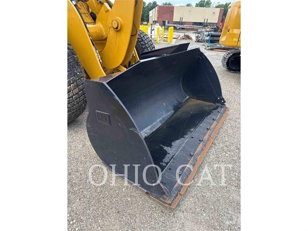 CAT 926M Kolesni nakladalci