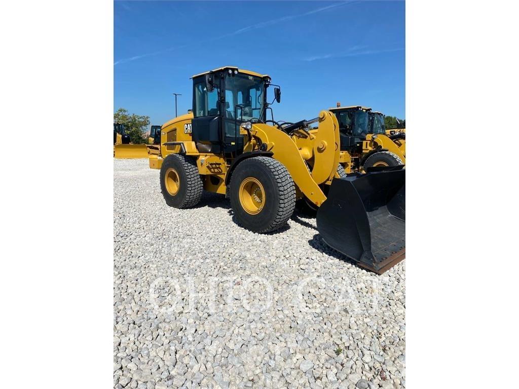 CAT 926M Kolesni nakladalci