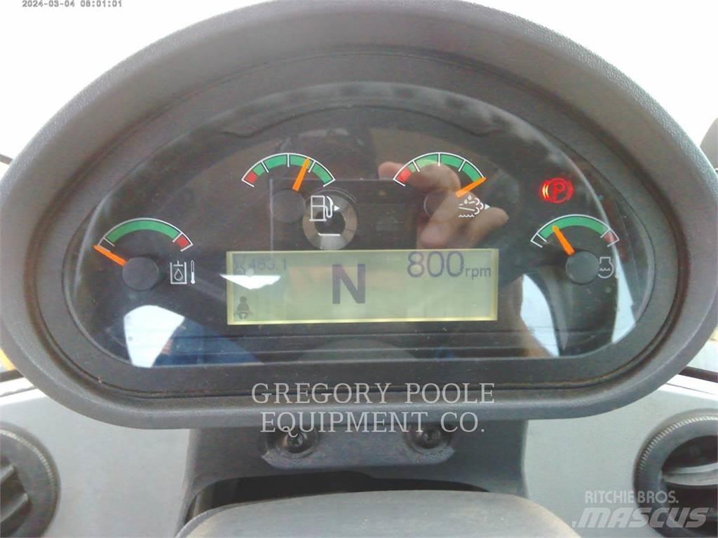 CAT 926M Kolesni nakladalci