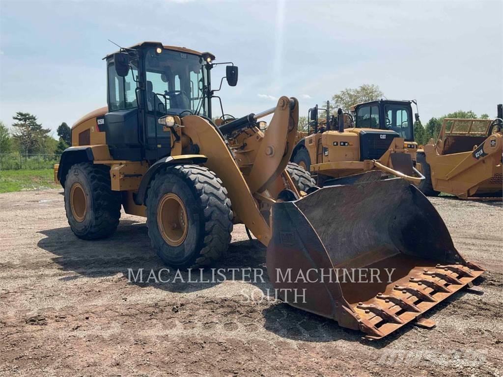 CAT 926M Kolesni nakladalci