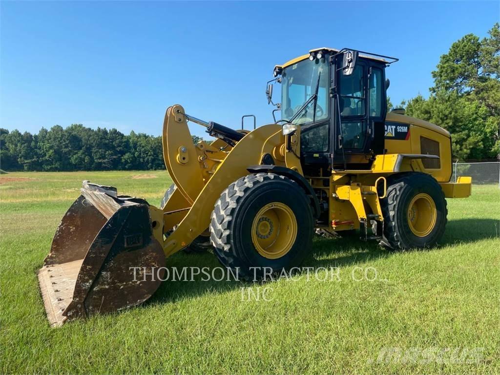 CAT 926M Kolesni nakladalci