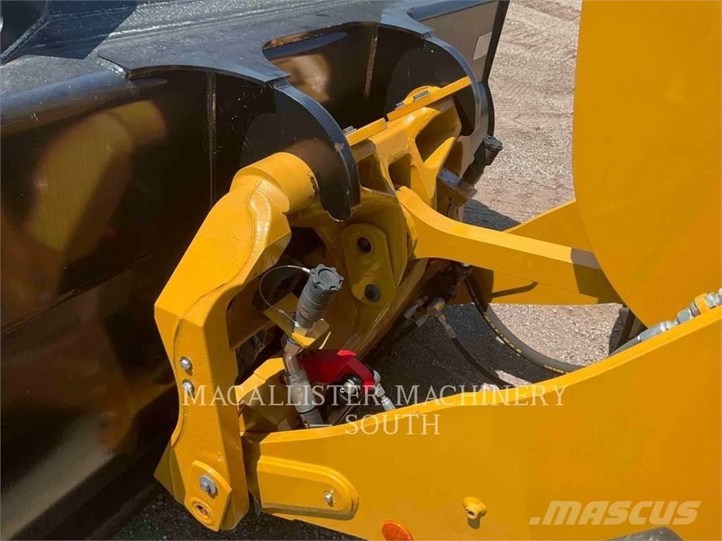 CAT 926M Kolesni nakladalci