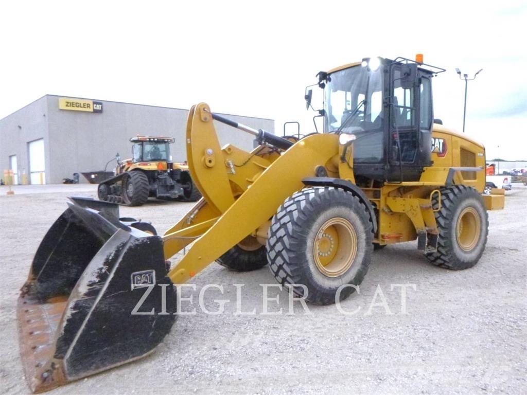 CAT 926M Kolesni nakladalci